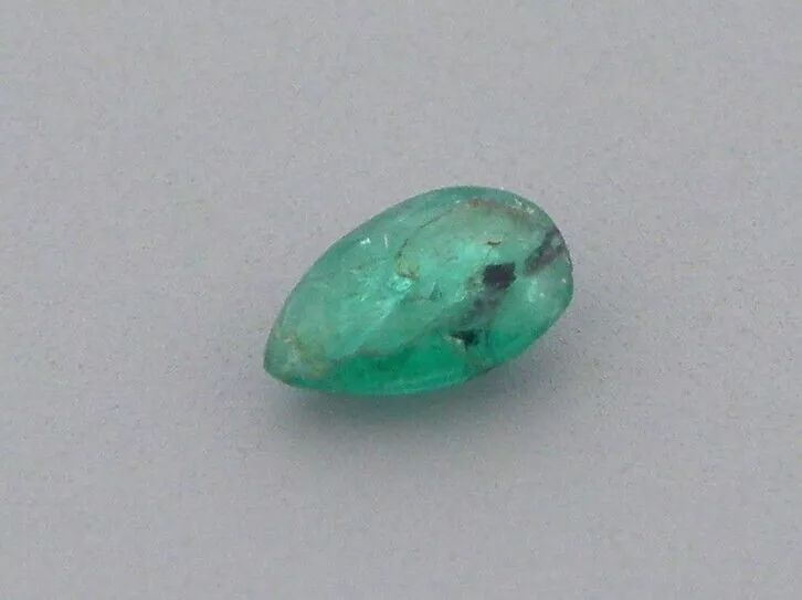 0.17ct NATURAL COLOMBIAN GREEN EMERALD PEAR SHAPE 4.8x3mm (1 of 2)