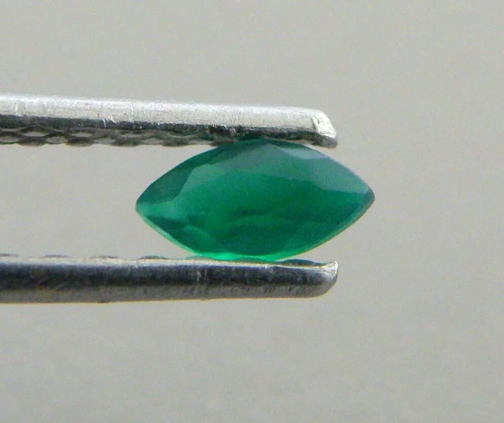 0.10ct NATURAL COLOMBIAN GREEN EMERALD MARQUISE CUT 4.1x2.1mm (1 of 2)
