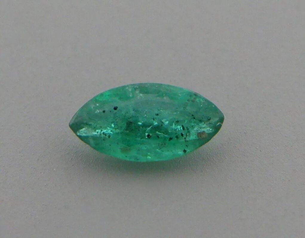 0.21ct NATURAL COLOMBIAN GREEN EMERALD MARQUISE SHAPE 5.8x2.9mm (1 of 2)