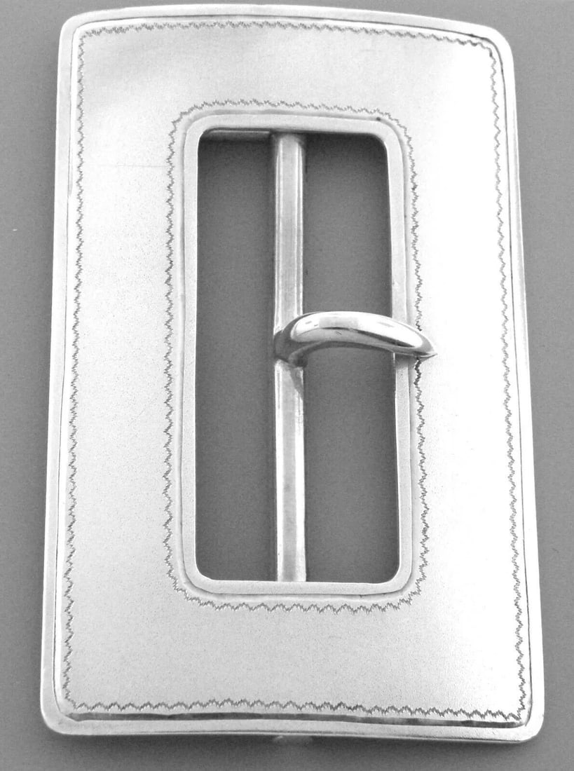 VINTAGE TIFFANY & Co. STERLING SILVER HUGE BELT BUCKLE WITH POUCH (1 of 2)