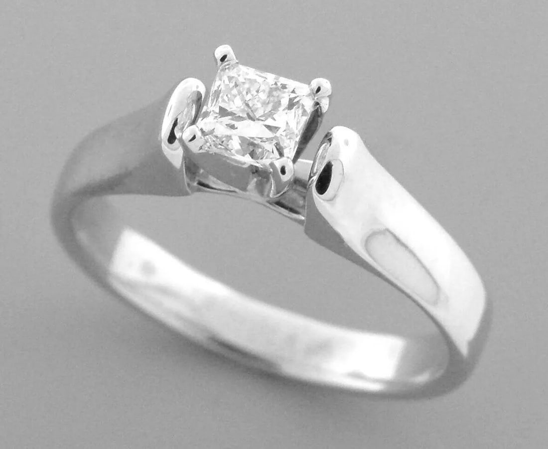 GIA CERTIFIED 14K GOLD PRINCESS CUT DIAMOND ENGAGEMENT RING 0.51CT I SI1: GIA CERTIFIED 14K WHITE GOLD DIAMOND ENGAGEMENT RING SIZE 7.25 Ring size is a 7.25 (can easily be sized by your local jeweler) 14K white gold with princess cut diamond solitaire Diamond is 0.51ct I co