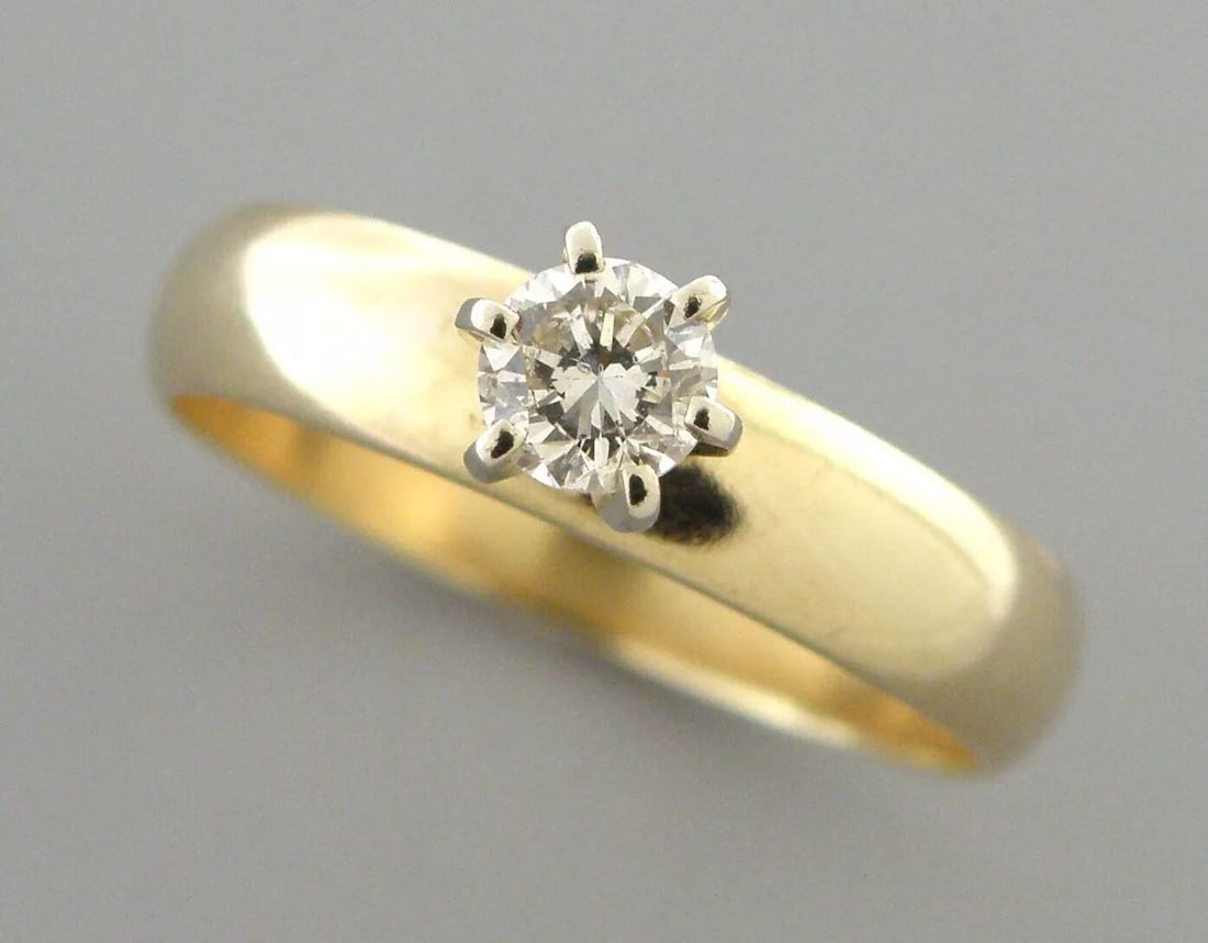 VINTAGE 14K YELLOW GOLD DIAMOND LADIES ENGAGEMENT RING 0.20ct (1 of 2)