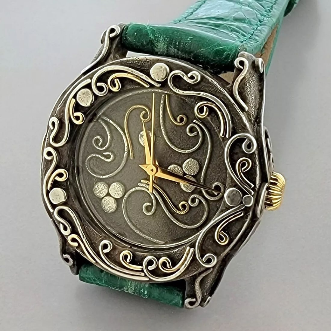 VINTAGE JOHN HARDY GOLD STERLING SILVER LADIES GREEN STRAP WATCH (1 of 2)