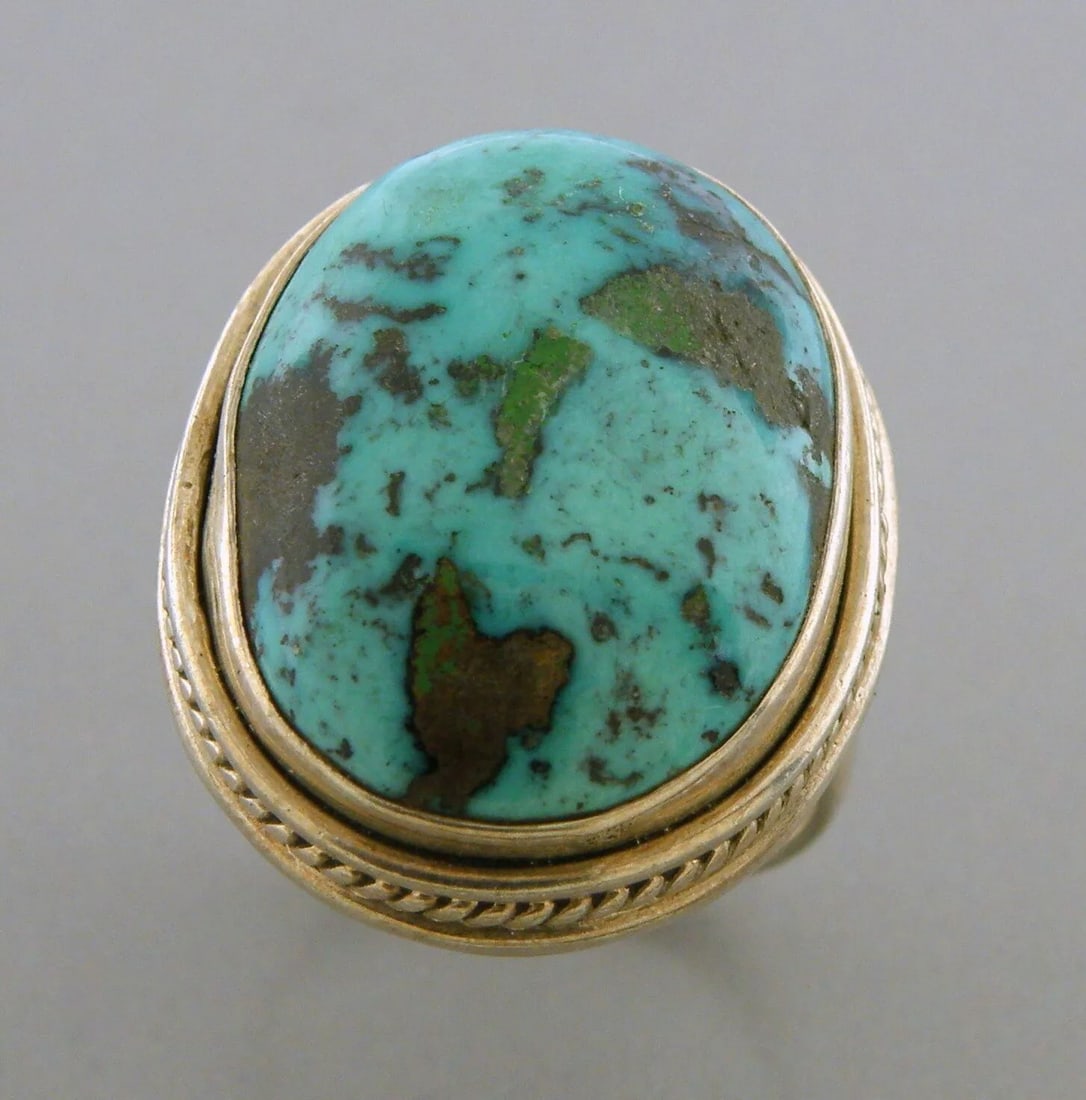 VINTAGE SOUTHWESTERN STERLING SILVER CABOCHON TURQUOISE RING (1 of 2)