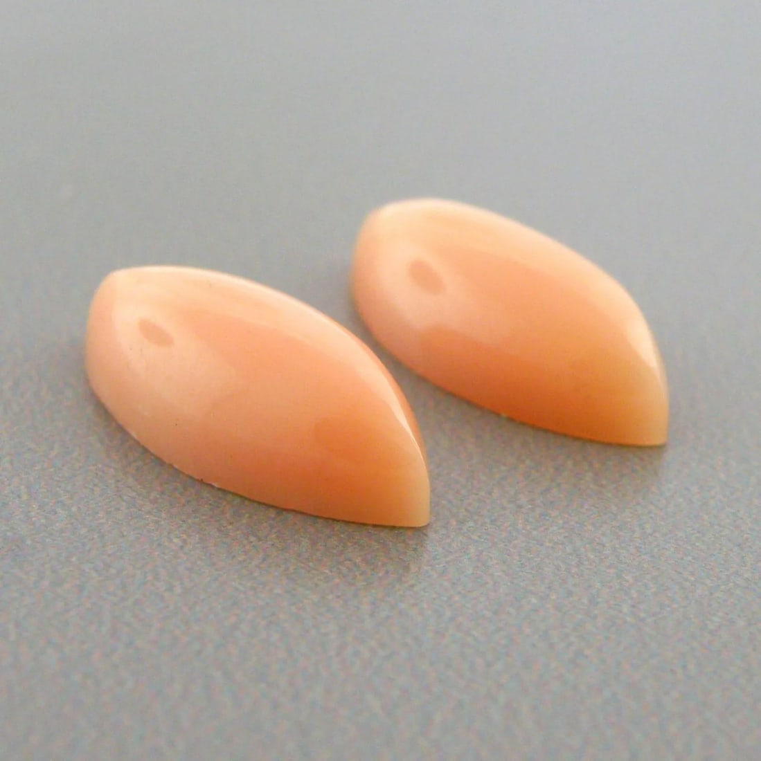 NATURAL MATCHING PAIR MARQUISE CABOCHON BLUSH PINK CORAL 15X7mm: NATURAL SEA CORAL, MATCHING PAIR Natural marquise cabochon blush pink coral Matching pair, sale is for 2 6.24ct Measures 15mm x 7mm New old stock, never used purchased years ago from Italy Beautiful e