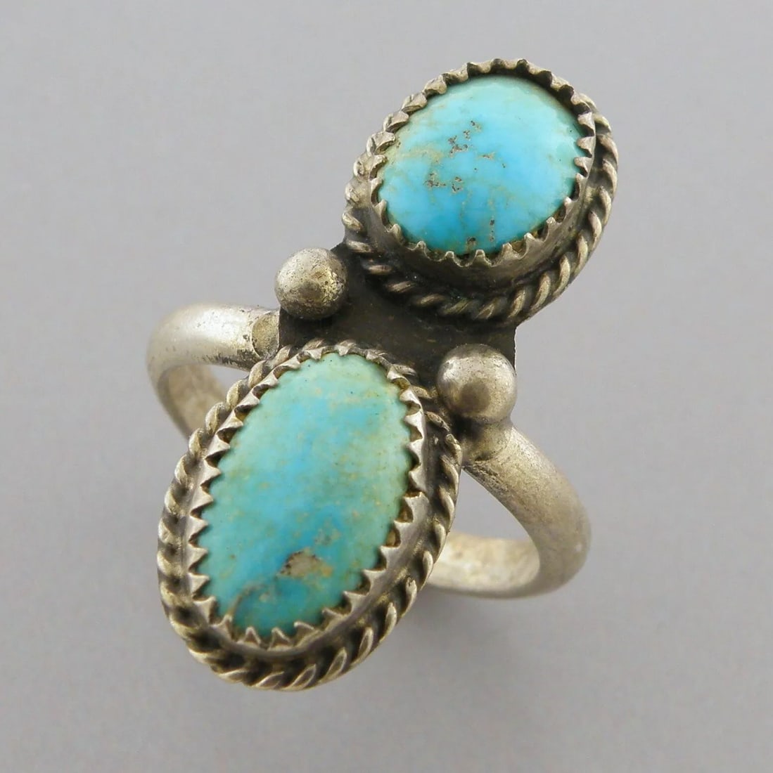 VINTAGE BEAUTIFUL NAVAJO STERLING SILVER DOUBLE TURQUOISE RING SIZE 9.5 (1 of 2)