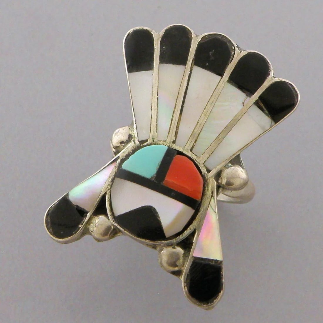 VINTAGE ZUNI STERLING SILVER MOP CORAL TURQUOISE SUNFACE INLAY RING (1 of 2)