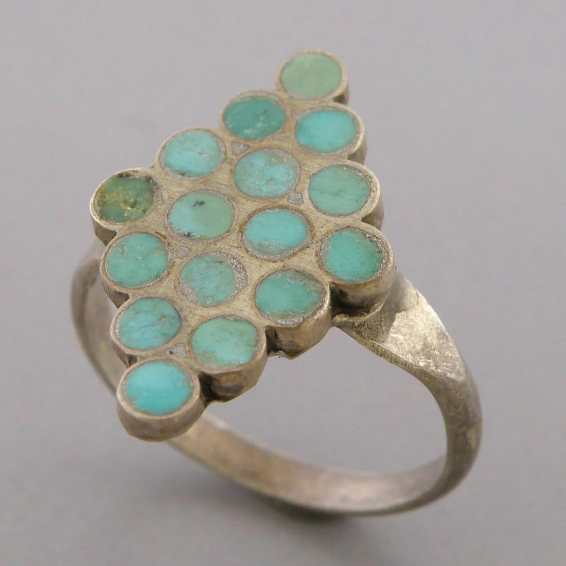 VINTAGE SOUTHWESTERN STERLING SILVER TURQUOISE INLAY RING SIZE 8.5 (1 of 2)