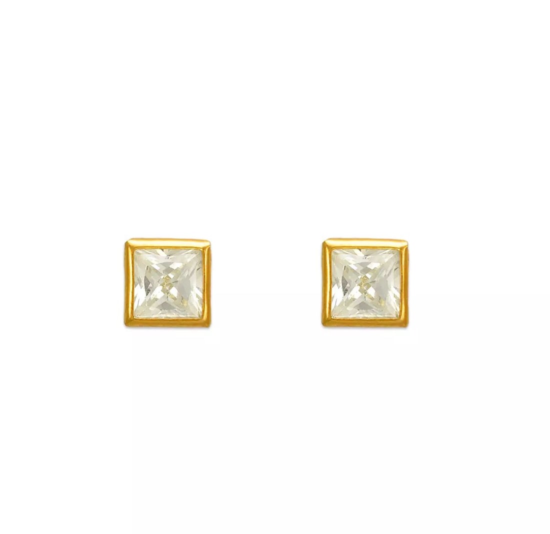 NEW 14K YELLOW GOLD SQUARE BEZEL CZ STUD EARRINGS: NEW 14K YELLOW GOLD SQUARE BEZEL CZ STUD EARRINGS 14K Yellow Gold Approx. 5mm Cubic Zirconia Screw Backing Available in Sizes 3mm-6mm Weight: 2.0 Grams