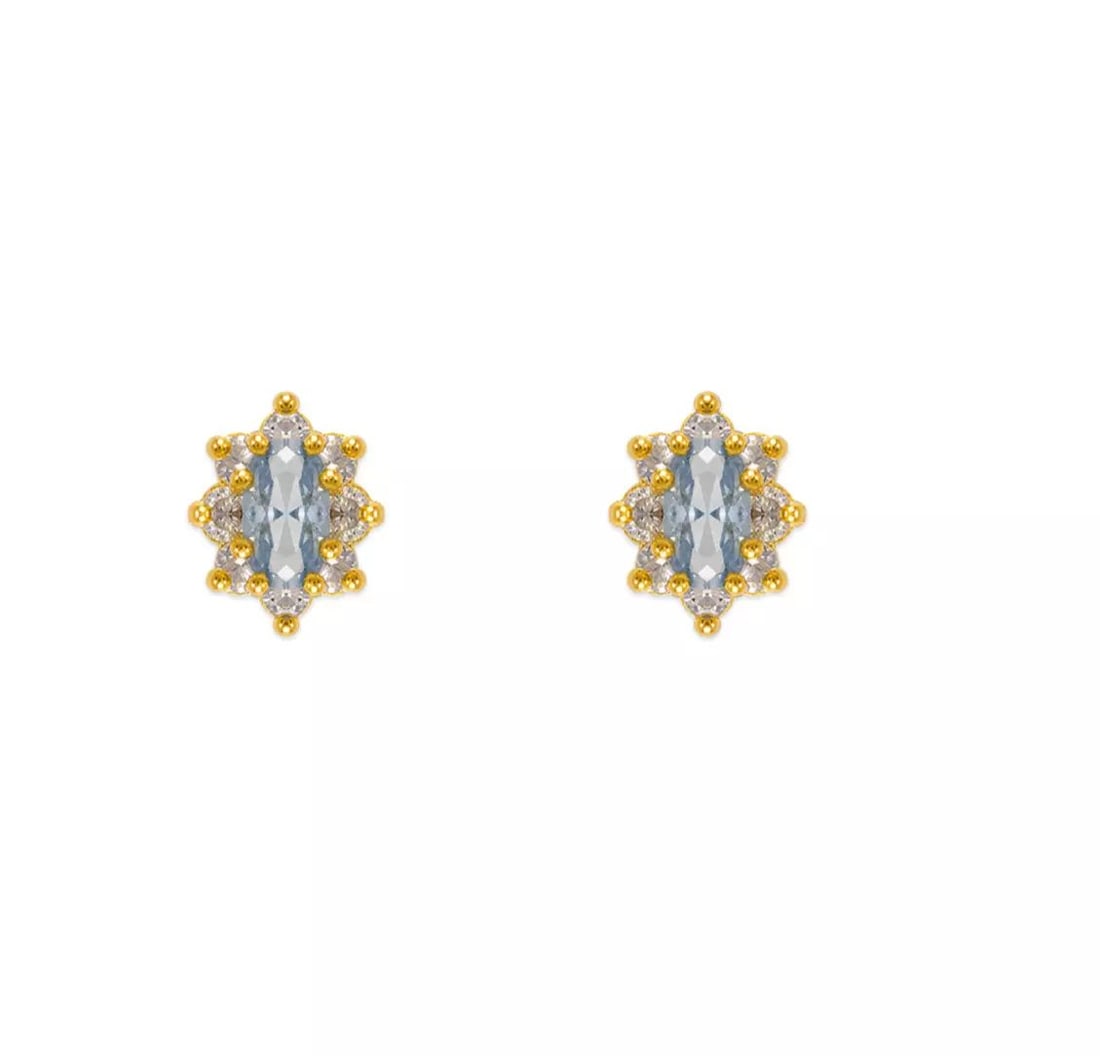 NEW 14K YELLOW GOLD LIGHT BLUE FLOWER HALO CZ STUD EARRINGS: NEW 14K YELLOW GOLD LIGHT BLUE FLOWER HALO CZ STUD EARRINGS 14K Yellow Gold Approx. 6x8mm Cubic Zirconia Screw Backing Available Colors: Blue, Pink, Purple, Red, White, Yellow Weight: 2.0 Grams