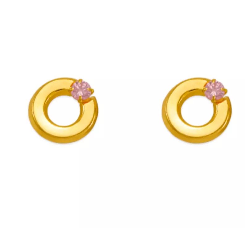 NEW 14K YELLOW GOLD PINK CIRCLE CZ STUD EARRINGS: NEW 14K YELLOW GOLD PINK CIRCLE CZ STUD EARRINGS 14K Yellow Gold Approx. 6.5mm High Polished/Cubic Zirconia Screw Backing Available in Red and White Cubic Zirconia Weight: 2.0 Grams