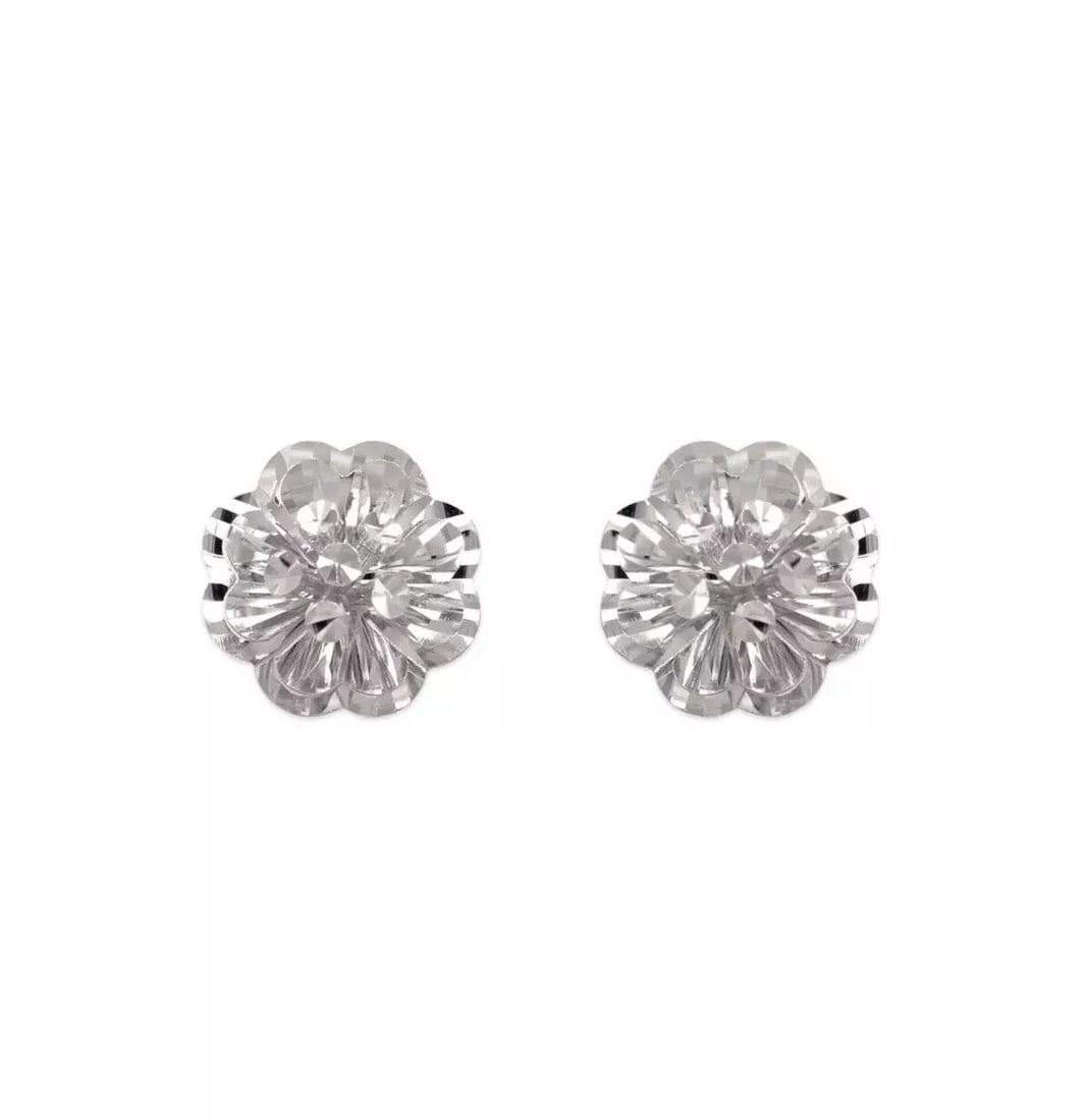 NEW 14K WHITE GOLD DIAMOND CUT FLOWER STUD EARRINGS: NEW 14K WHITE GOLD DIAMOND CUT FLOWER STUD EARRINGS 14K White Gold Approx. 11mm High Polished/Diamond Cut Available in Two Tone Gold Weight: 1.9 Grams