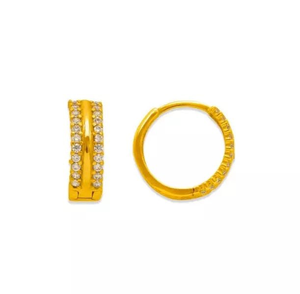 NEW 14K YELLOW GOLD HUGGIE CZ EARRINGS: NEW 14K YELLOW GOLD HUGGIE CZ EARRINGS 14K Yellow Gold Approx. 4.5x14mm High Polished/Cubic Zirconia Available in White Gold Weight: 2.1 Grams
