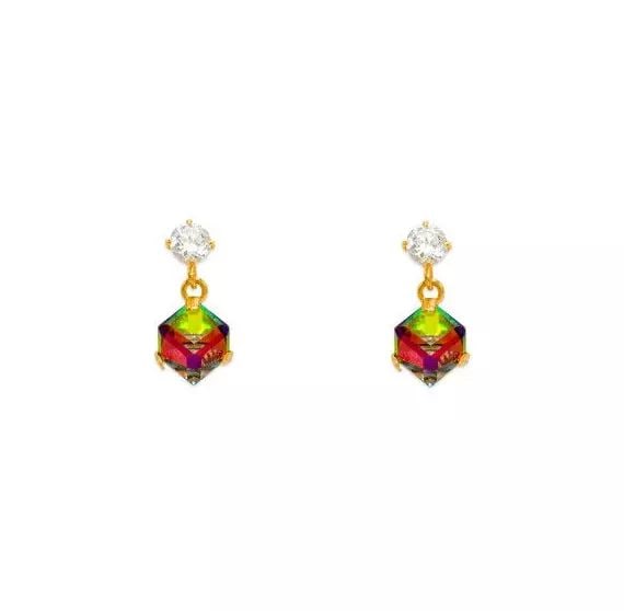 NEW 14K YELLOW GOLD DISCO CUBE CZ STUD EARRINGS: NEW 14K YELLOW GOLD DISCO CUBE CZ STUD EARRINGS 14K Yellow Gold Approx. 6x11mm Cubic Zirconia Screw Backing Weight: 2.0 Grams