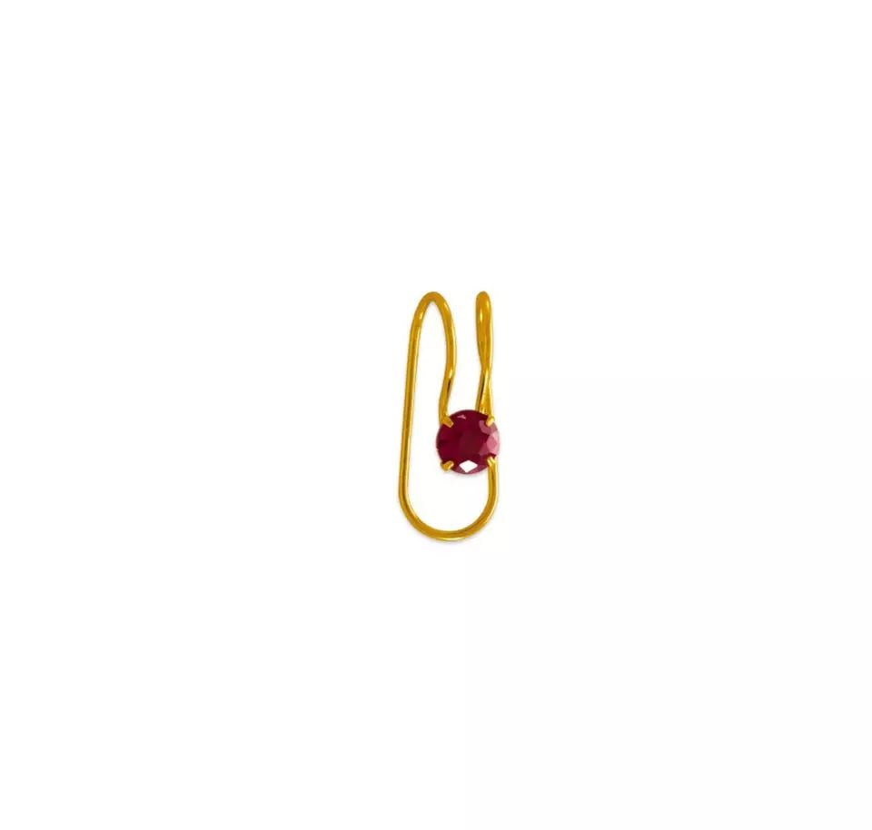 NEW 14K YELLOW GOLD RED CZ CUFF EARRINGS: NEW 14K YELLOW GOLD RED CZ CUFF EARRINGS 14K Yellow Gold Approx. Cuff: 4x11mm, CZ: 4mm Cubic Zirconia Available Colors: Pink and White Weight: 2.0 Grams