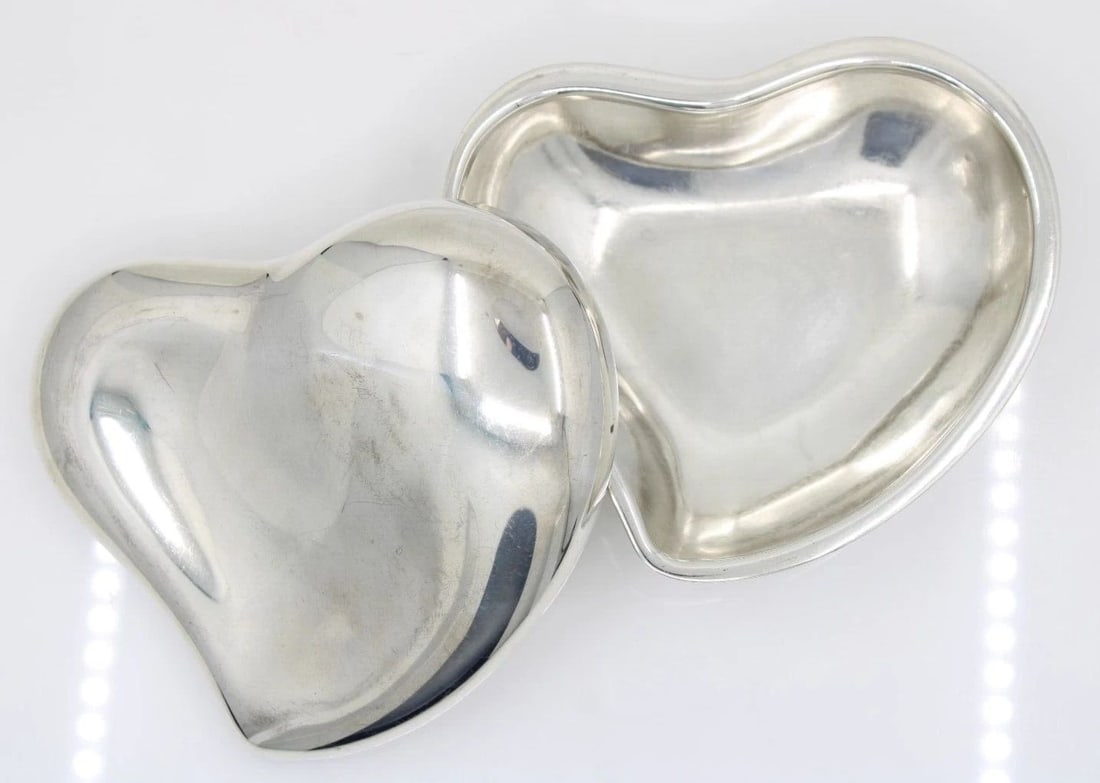 TIFFANY & CO ITALY ELSA PERETTI STERLING SILVER OPEN HEART BOX 4" ~ 130.4 GRAMS (1 of 2)