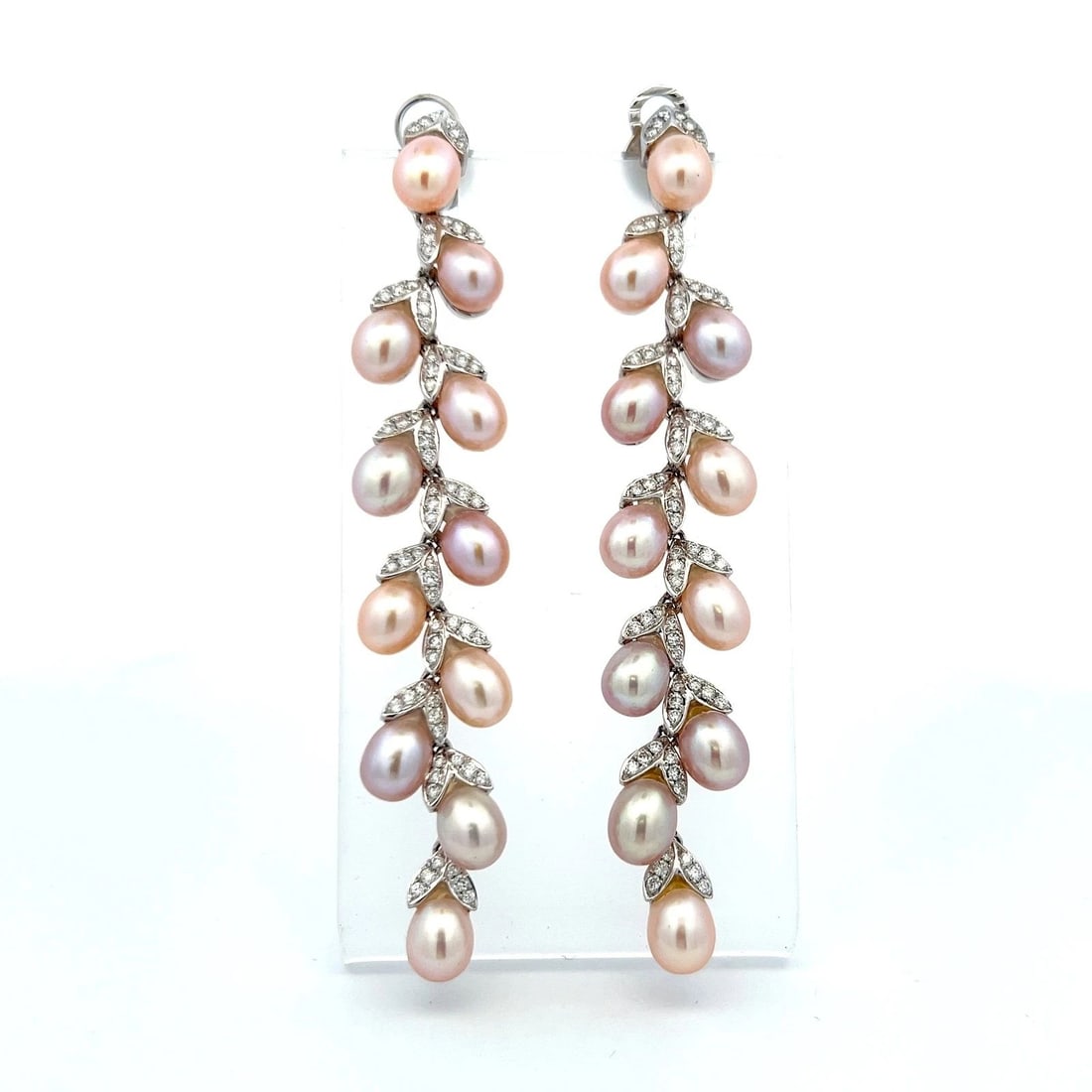 1.32 CARAT ROUND BRILLIANT DIAMOND AND PEARL 18K WG DANGLING EARRINGS (1 of 2)
