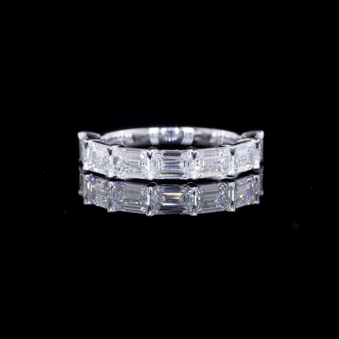 LAB-GROWN 2.46 CARAT EMERALD F-VVS2 DIAMOND 14K WHITE GOLD HALF ETERNITY ETERNIT (1 of 2)