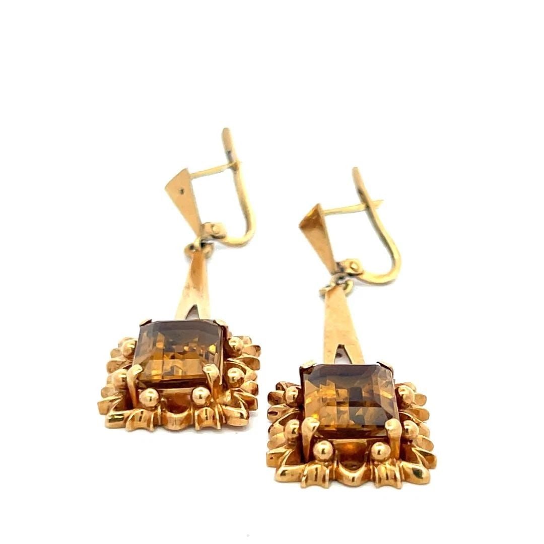 10.00 CARAT EMERALD CUT CITRINE 18 KARAT YELLOW GOLD DANGLING EARRINGS (1 of 1)