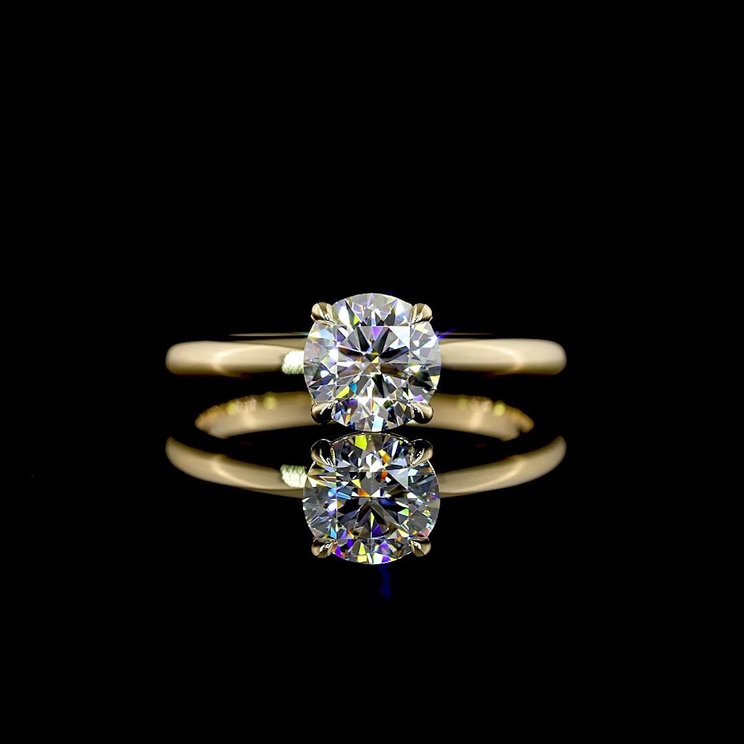 LAB-GROWN 1.01 CARAT ROUND D-VVS1 DIAMOND 14K YELLOW GOLD SOLITAIRE RING (1 of 2)