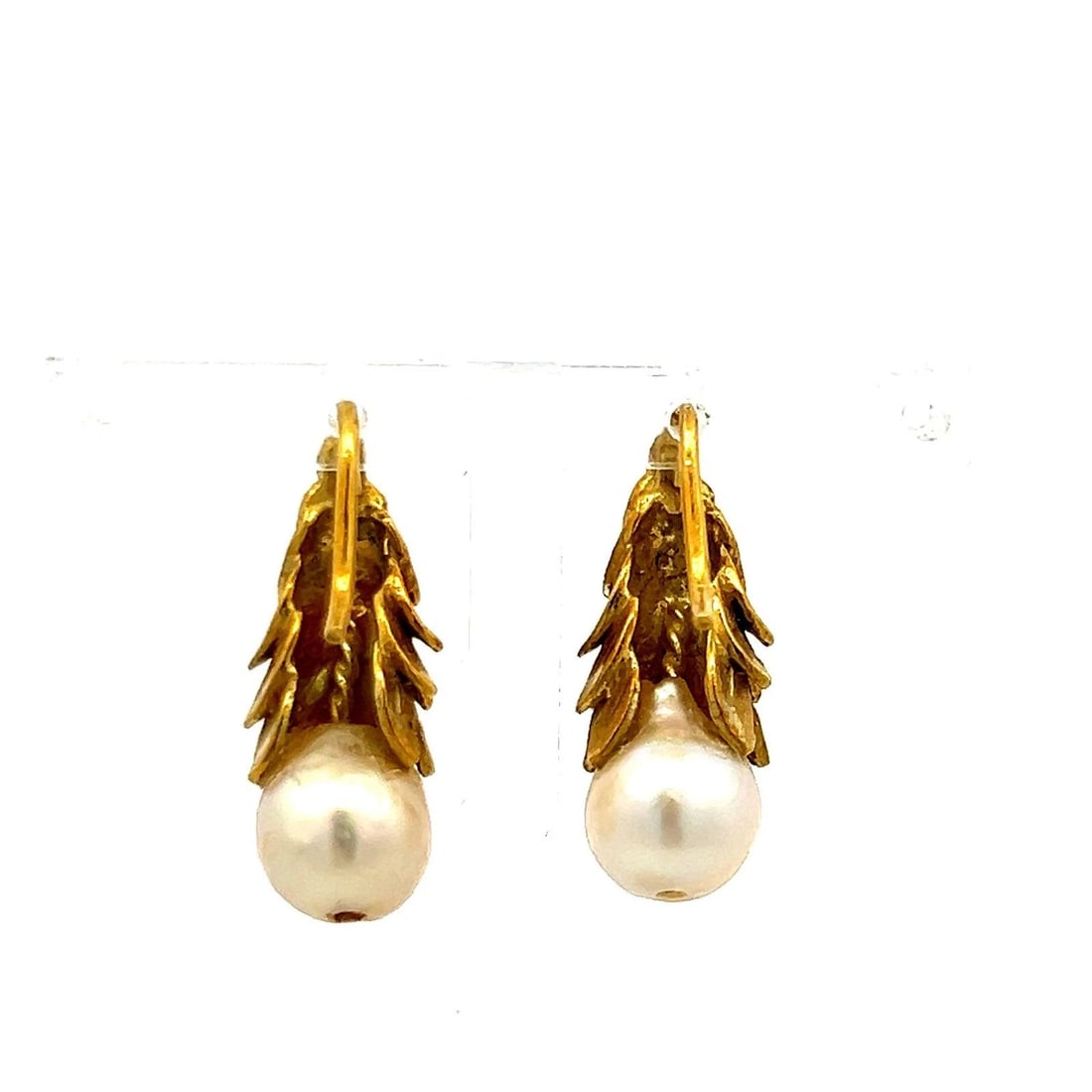 7.8–8.6MM PEARL DANGLING EARRINGS IN 14K YELLOW GOLD VINTAGE DESIGN (1 of 2)