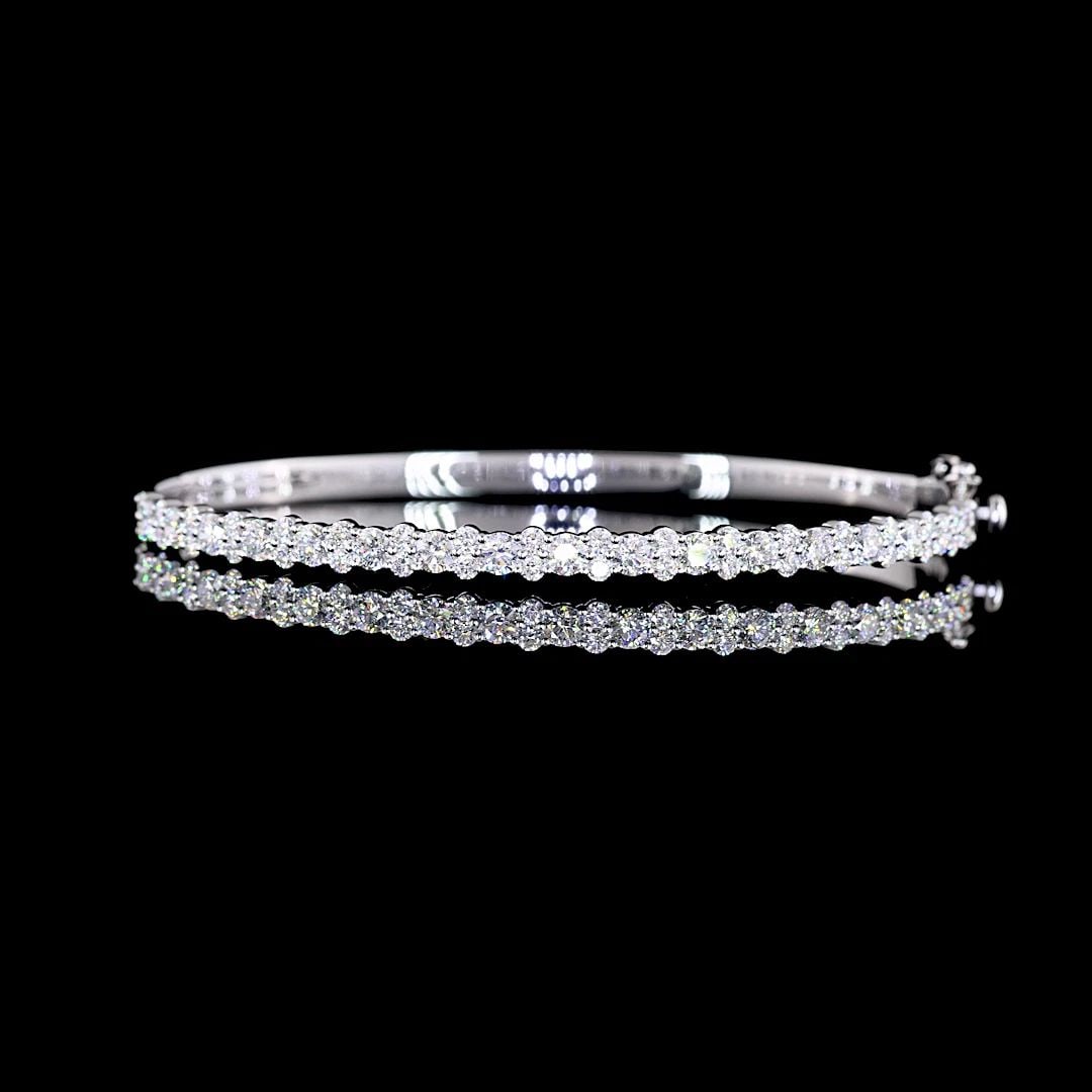 LAB-GROWN 2.55 CARAT ROUND E-VS1 DIAMOND 14K WG BANGLES BRACELET: LAB-GROWN 2.55 CARAT ROUND E-VS1 DIAMOND 14K WG BANGLES BRACELET Lab-Grown 2.55 Carat Round E-VS1 Diamond 14K White Gold Bangles Bracelet Details Department Unisex Adults Main Stone No Stone Metal Whi