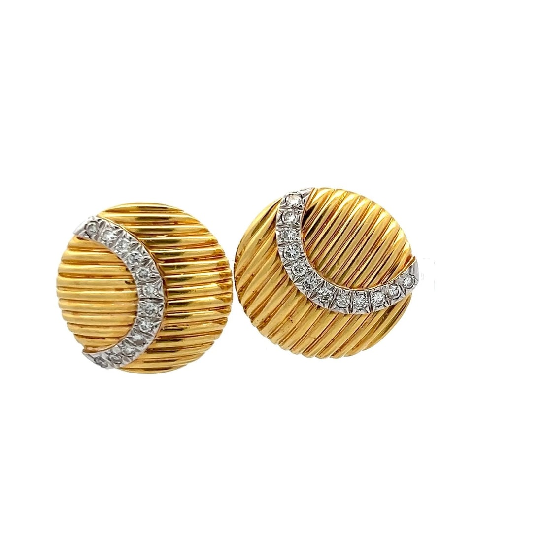 1.00 CARAT ROUND BRILLIANT G VS1 DIAMOND 18K TWO TONE GOLD CLIP ON EARRINGS: 1.00 CARAT ROUND BRILLIANT G VS1 DIAMOND 18K TWO TONE GOLD CLIP ON EARRINGS 1.00 Carat Round Brilliant G VS1 Diamond 18 Karat Two Tone Gold Clip On Earrings 18k Multi-Tone Gold Details Department Unis