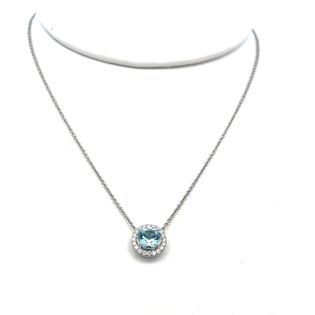 TIFFANY & CO 0.50 CARAT AQUAMARINE 0.11 CARAT DIAMOND PLATINUM PENDANT NECKLACE (1 of 2)