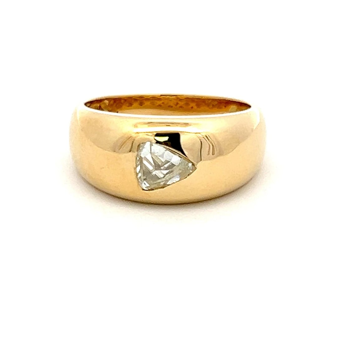 0.45 CARAT TRIANGULAR SHAPE DIAMOND 18K YELLOW GOLD ENGAGEMENT RING (1 of 2)