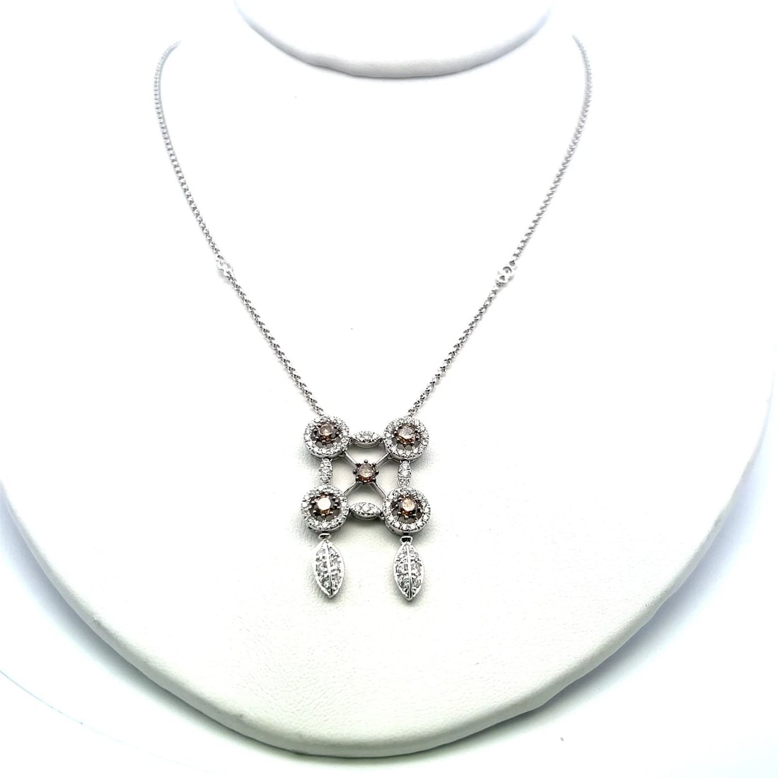 1.94 CARAT ROUND BRILLIANT G-FANCY BROWN DIAMOND 18K WG PENDANT NECKLACE: 1.94 CARAT ROUND BRILLIANT G-FANCY BROWN DIAMOND 18K WG PENDANT NECKLACE 1.94 Carat Round Brilliant G-Fancy Brown Diamond 18 Karat White Gold Pendant Necklace 18k Details Main Stone Diamond Metal Whit