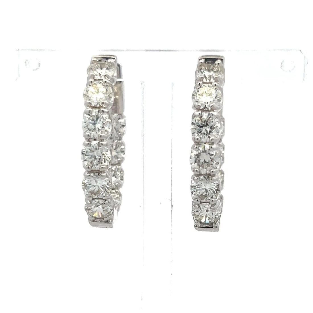 LAB-GROWN 6.00 CARAT ROUND BRILLIANT DIAMOND 14K WG HOOP EARRINGS: LAB-GROWN 6.00 CARAT ROUND BRILLIANT DIAMOND 14K WG HOOP EARRINGS Lab-Grown 6.00 Carat Round Brilliant Diamond 14K White Gold Hoop Earrings Details Department Unisex Adults Main Stone Diamond Metal Wh