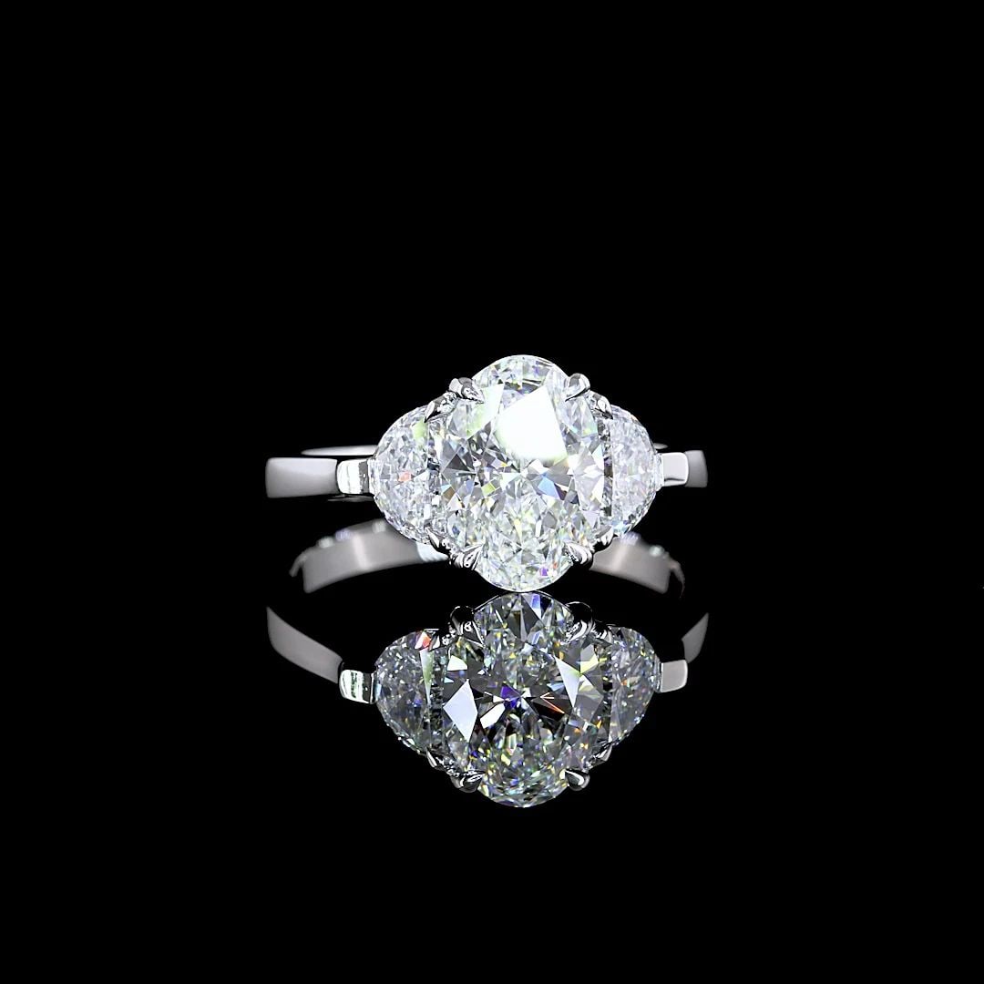 LAB-GROWN 2.19 CARAT OVAL F-VVS1 DIAMOND PLATINUM 3 STONES RING (1 of 2)