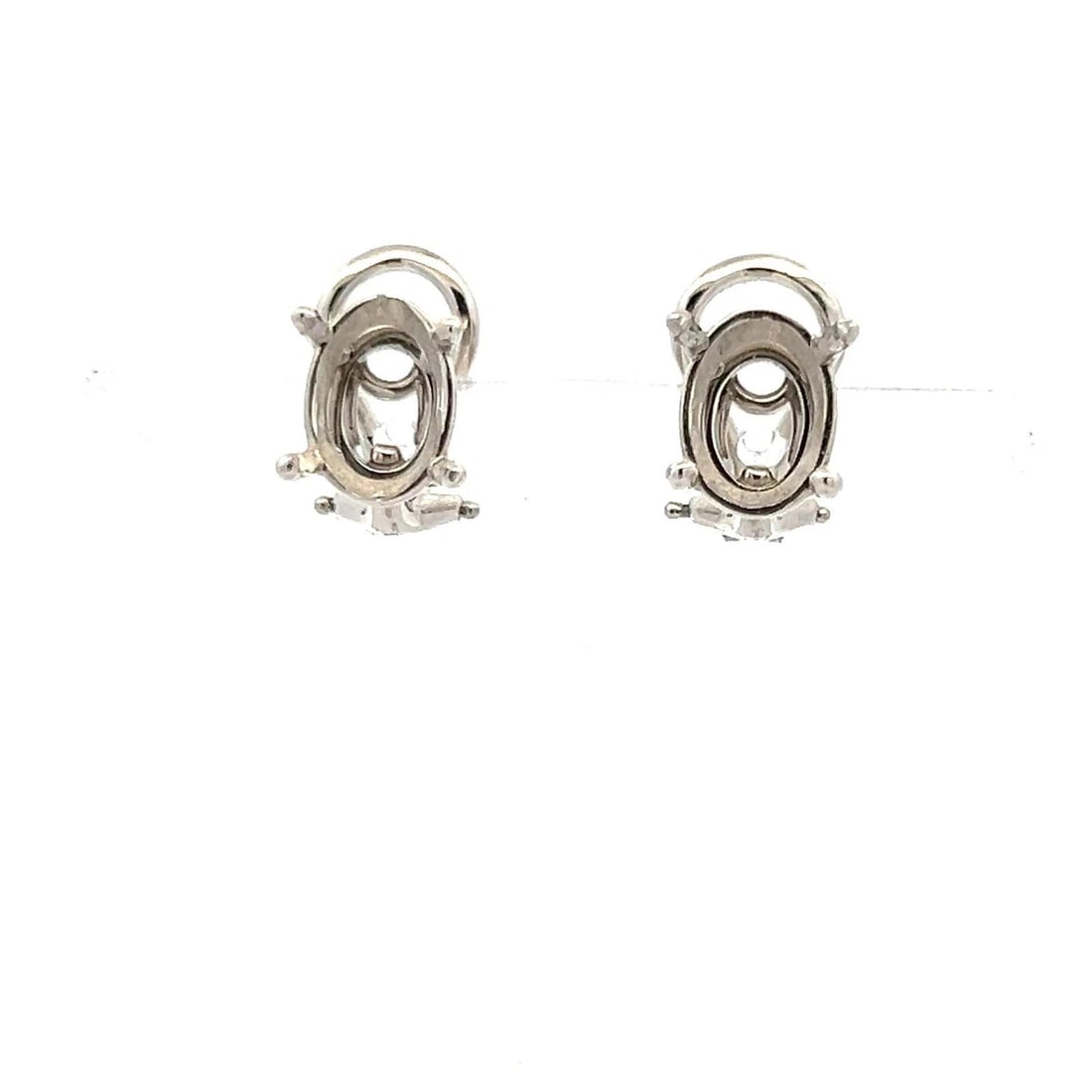 TIFFANY & CO VINTAGE 5.50 GRAMS PLATINUM CLIP ON EARRINGS MOUNTING (1 of 2)