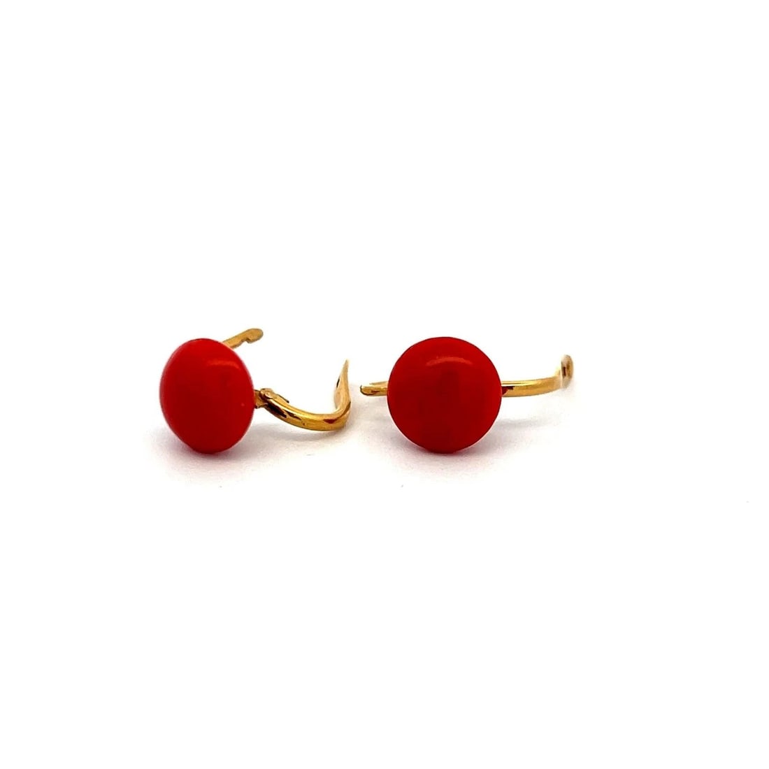 NATURAL CORAL 10.5–10.88MM 18K YELLOW GOLD VINTAGE LEVERBACK EARRINGS (1 of 2)