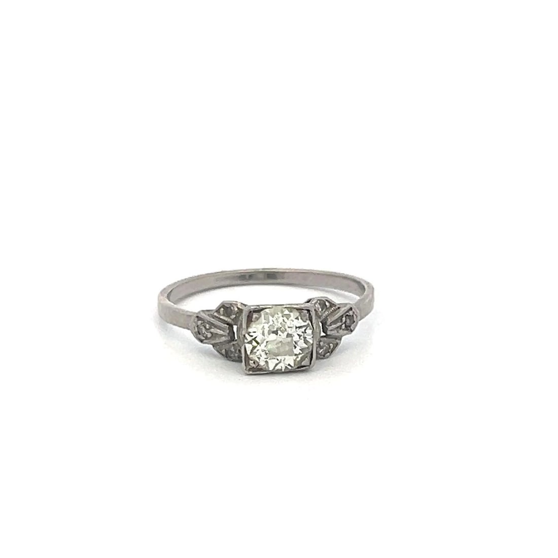 0.68 CARAT OLD EUROPEAN CUT J VS-SI DIAMOND PLATINUM ART DECO RING: 0.68 CARAT OLD EUROPEAN CUT J VS-SI DIAMOND PLATINUM ART DECO RING PRODUCT DESCRIPTION Title: 0.68 Carat Old European Cut J VS-SI Diamond Platinum Art Deco Ring Style: Art Deco Metal: Platinum Gemston