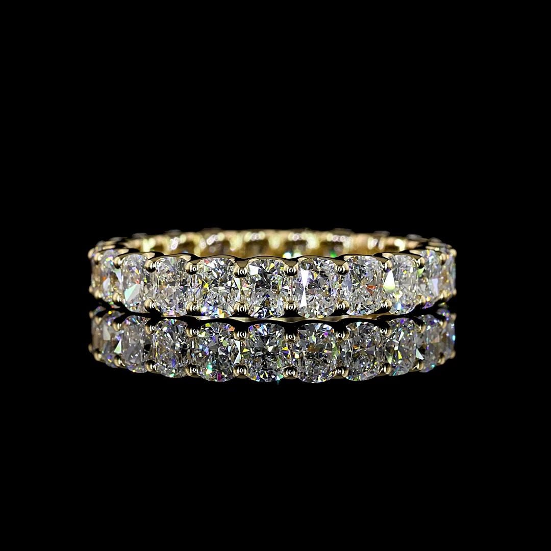 LAB-GROWN 2.68 CARAT CUSHION BRILLIANT E-VS DIAMOND 14K YELLOW GOLD ETERNITY BAN (1 of 2)