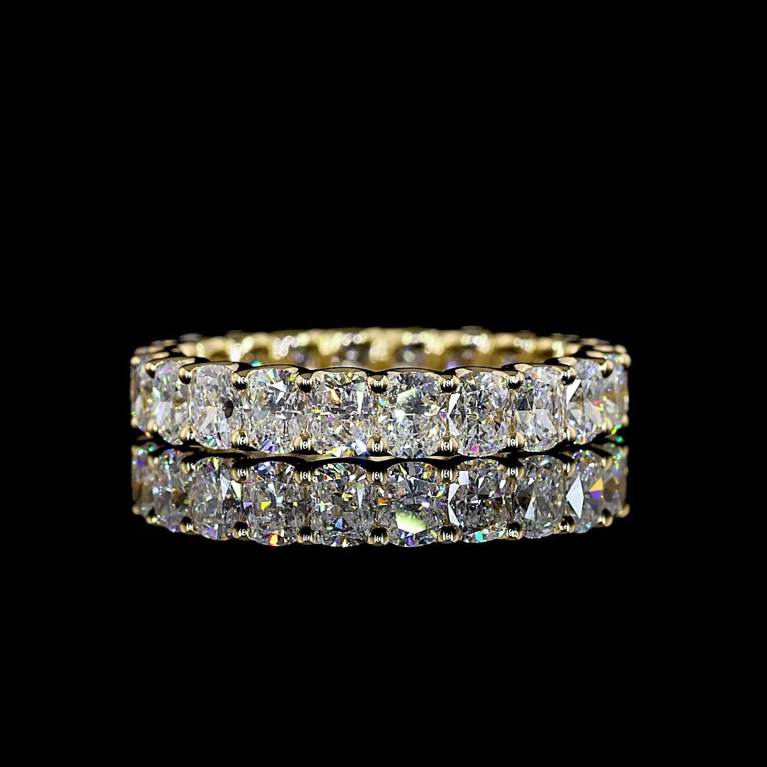 LAB-GROWN 2.57 CARAT CUSHION BRILLIANT E-VS DIAMOND 14K YELLOW GOLD ETERNITY BAN (1 of 2)