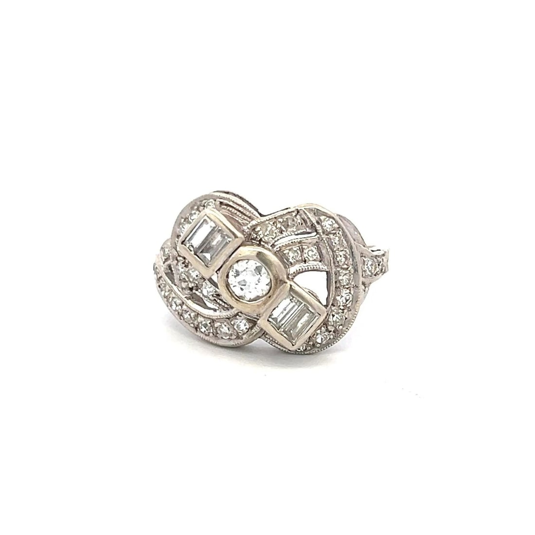 1.00 CARAT OLD EUROPEAN CUT AND BAGUETTE DIAMOND 14K WG ART DECO RING: 1.00 CARAT OLD EUROPEAN CUT AND BAGUETTE DIAMOND 14K WG ART DECO RING PRODUCT DESCRIPTION Title: 1.00 Carat Old European Cut H VS and Baguette Shape H VS Diamond 14 Karat White Gold Art Deco Ring Styl