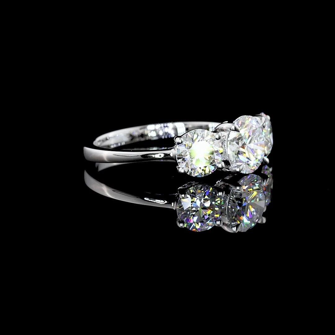 LAB-GROWN 1.62 CARAT ROUND E-VVS2 DIAMOND PLATINUM 3 STONES RING (1 of 2)