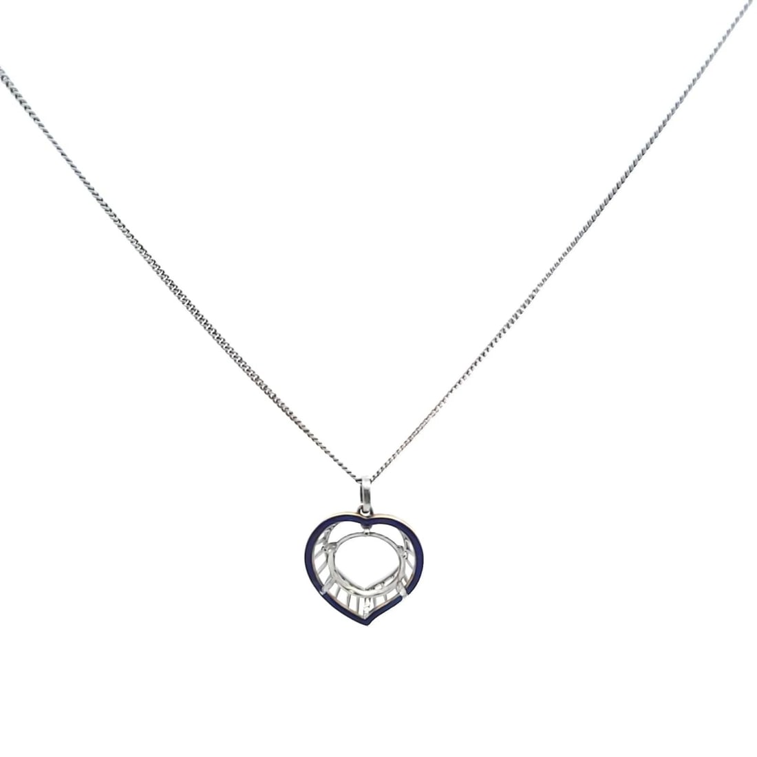 VINTAGE ENAMEL HEART SHAPE TWO TONE GOLD MOUNTING NECKLACE: VINTAGE ENAMEL HEART SHAPE TWO TONE GOLD MOUNTING NECKLACE Vintage Enamel Heart Shape Two Tone Gold Mounting Necklace Details Main Stone Unknown Metal Two Tone Gold Metal purity Unknown Style Necklace