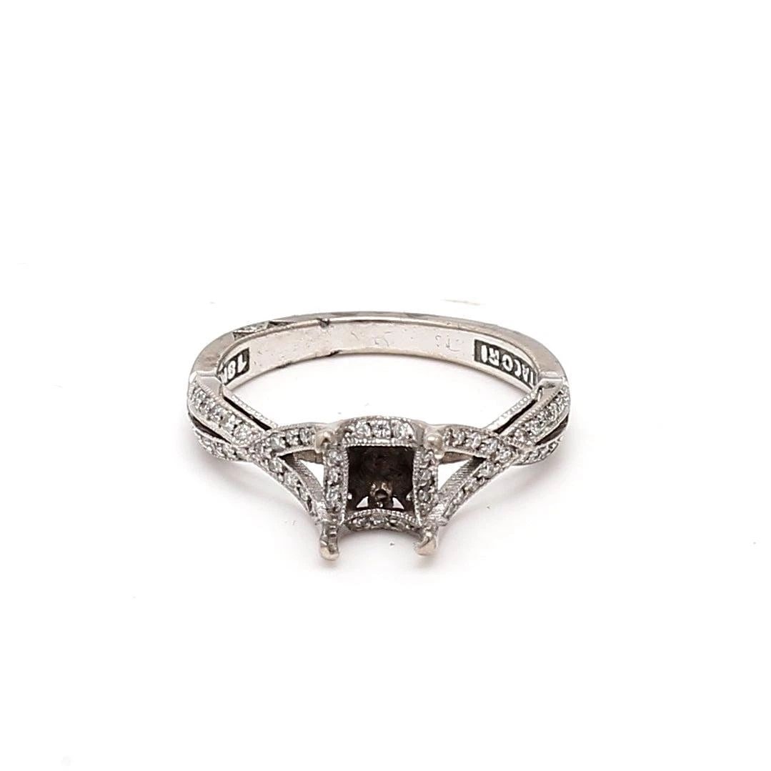 TACORI 0.58 CARAT ROUND BRILLIANT H VS1 DIAMOND 18 KARAT WHITE GOLD SEMI MOUNT R: TACORI 0.58 CARAT ROUND BRILLIANT H VS1 DIAMOND 18 KARAT WHITE GOLD SEMI MOUNT R Designer: TACORI Title: Tacori 0.58 Carat Round Brilliant H VS1 Diamond 18 Karat White Gold Semi Mount Ring Style: Semi
