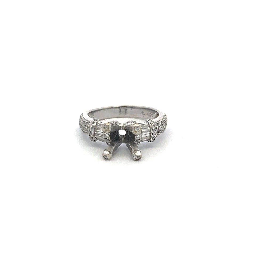 0.69CT ROUND BRILLIANT & BAGUETTE DIAMOND SEMI-MOUNT RING IN 14K WHITE GOLD (1 of 2)