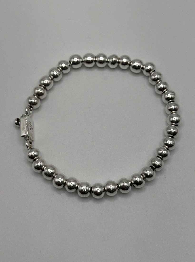 7.5" BALL BEAD BRACELET 19.1 GRAMS (1 of 2)
