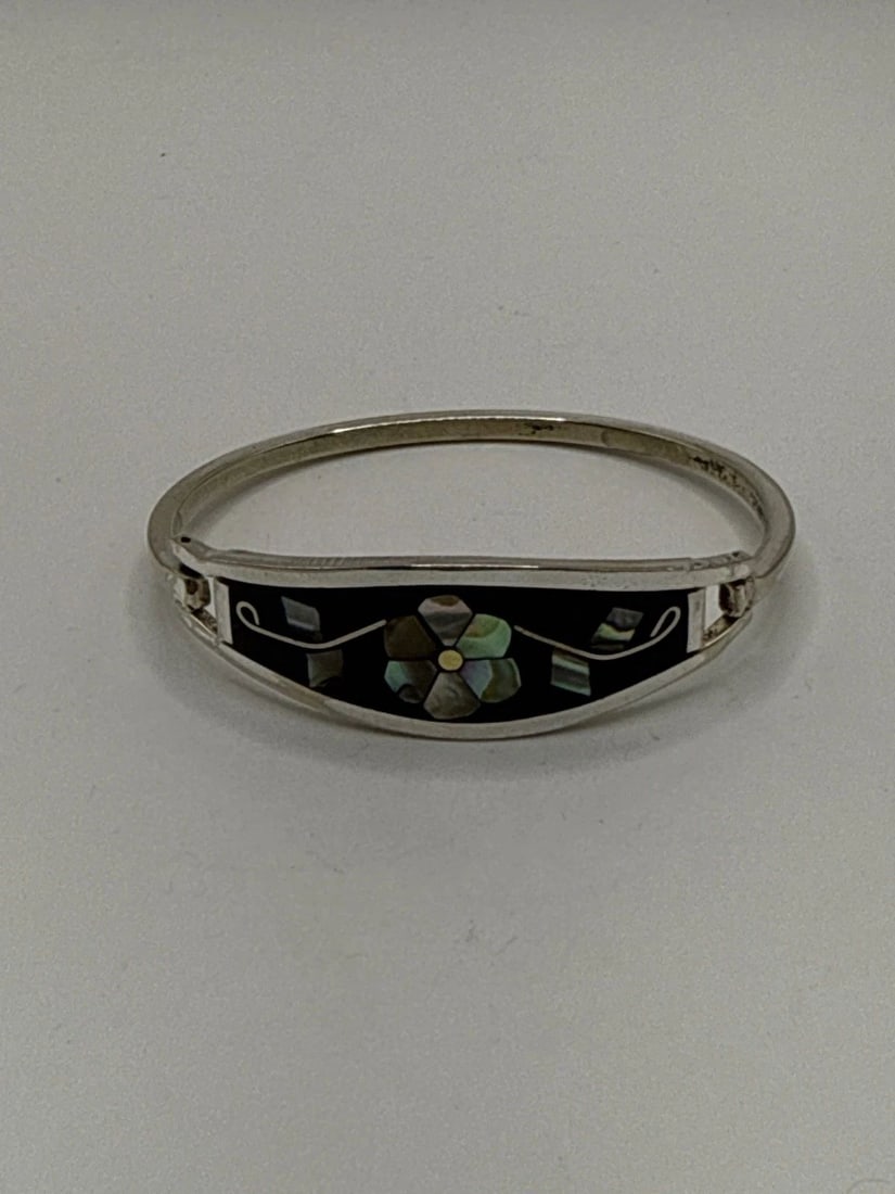 ALPACA MEXICO ABALONE BRACELET (1 of 2)