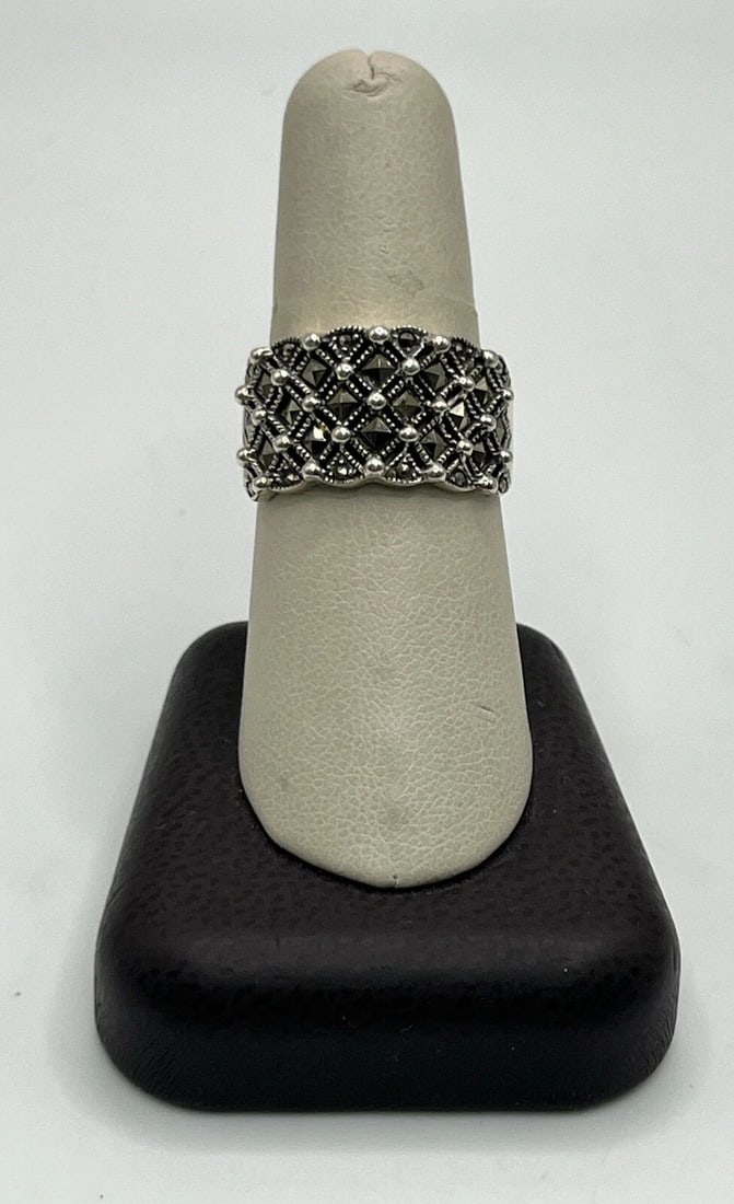 925 CFJ THAI STERLING SILVER RING MARCASITES SIZE 8.75/9 6.6 GRAMS (1 of 2)