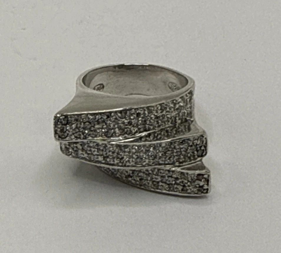 STERLING SILVER & COLORLESS STONE THREE TIER RING SIZE 7 (1 of 2)