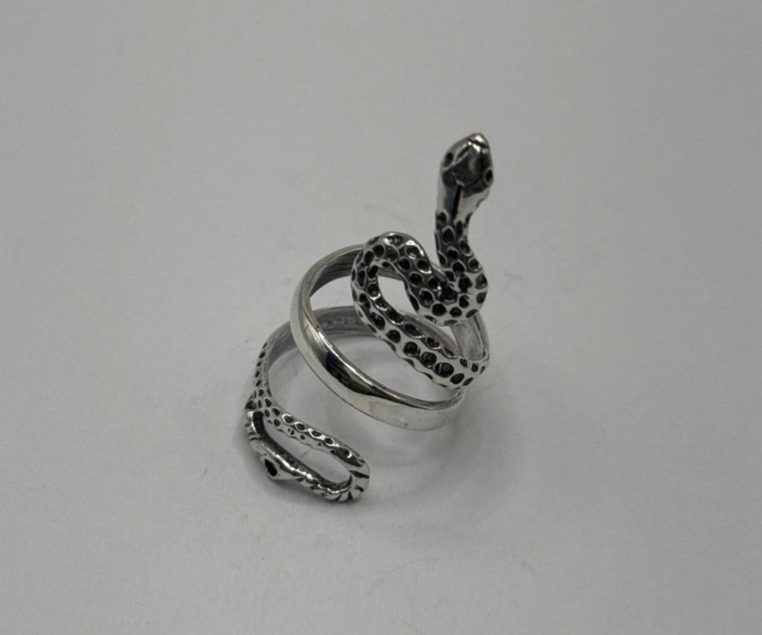 STERLING SILVER SNAKE RING SIZE 5 (1 of 2)