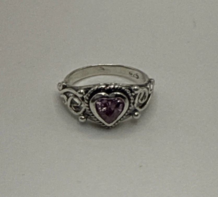 STERLING SILVER RING WITH PINK HEART STONE SIZE 3 (1 of 2)