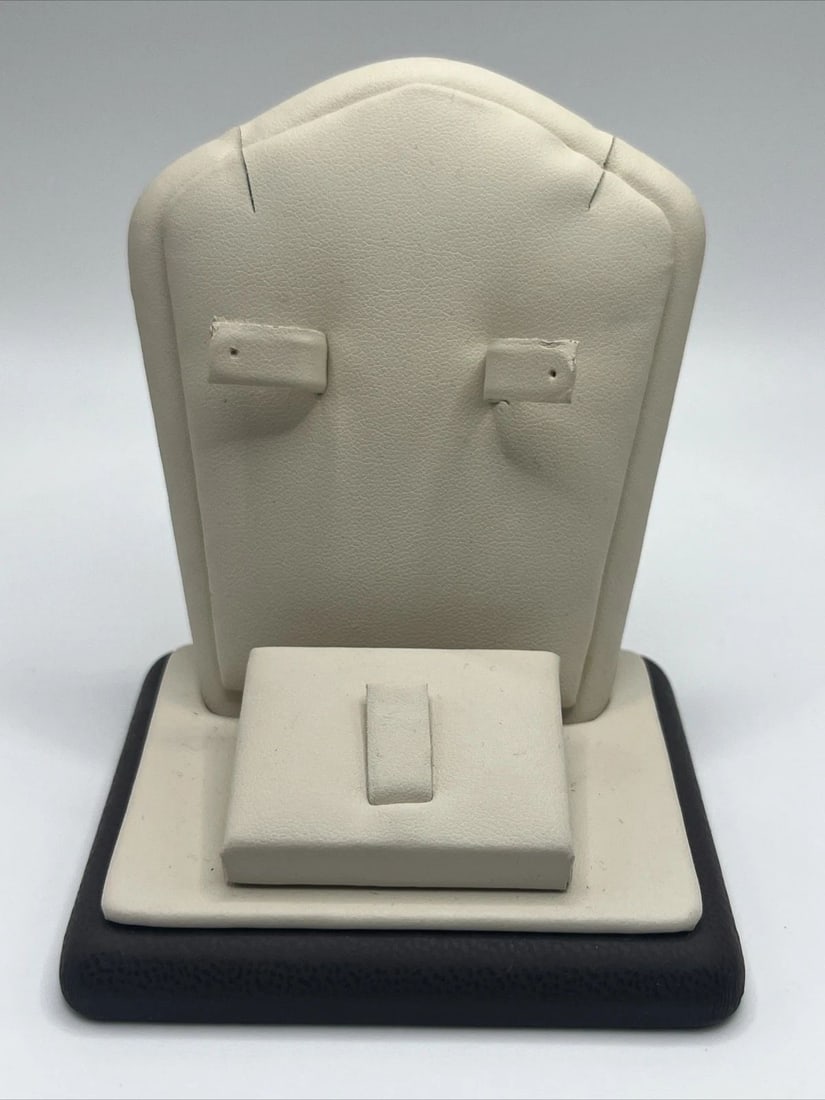 NECKLACE, EARRING AND RING DISPLAY UNIT (1 of 2)