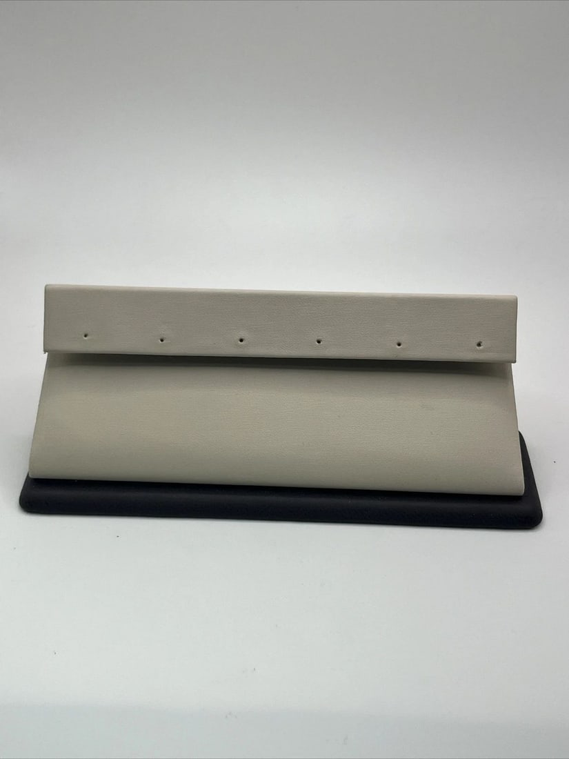 TRIPLE EARRING DISPLAY (1 of 2)